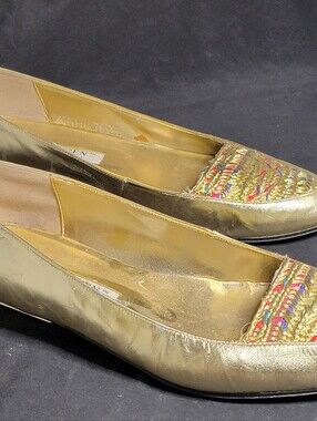 Polly Bergen Sport Gold Metallic Leather Flats Women's Size 7AA Made in Italy